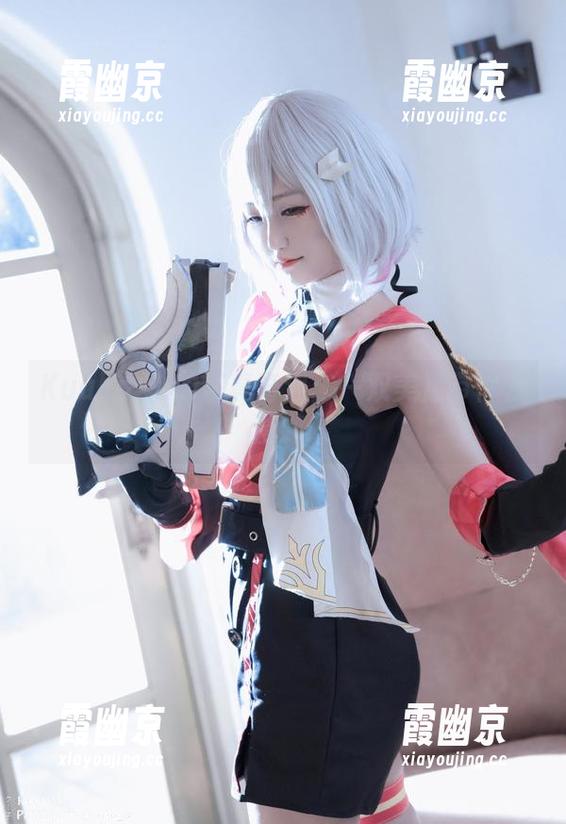 Kuuko W Kuuko W的写真奇遇:一双美足带你去漫游!